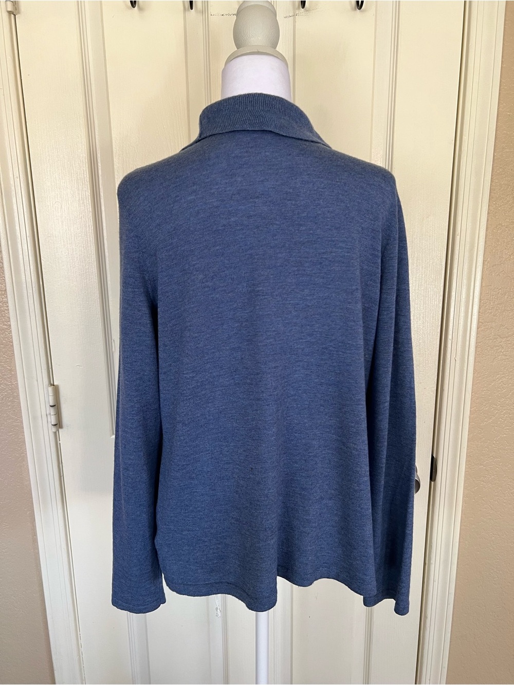 Talbots Pure Italian Merino Wool Blue Ruffle Open Front Cardigan Medium - Picture 10 of 12